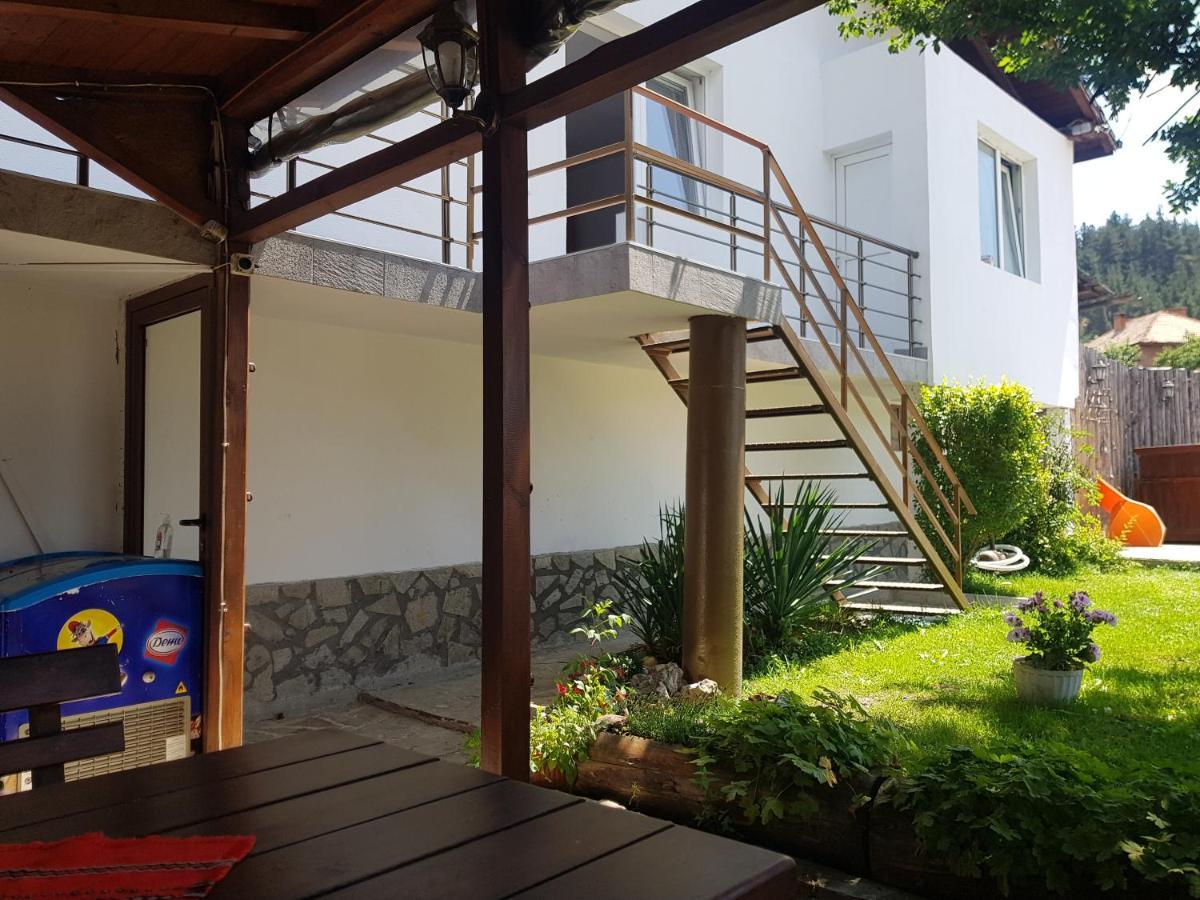 Чилковата Къща Hotell Banja Exteriör bild